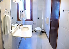 POUSADA NAAN LAZARO UBATUBA