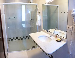 POUSADA NAAN LAZARO UBATUBA