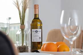 Apartment Broniewskiego by Renters