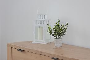 Apartment Broniewskiego by Renters