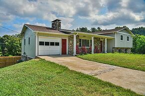 Aiken Rd - 6 BR - hot tub and game room