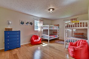 Aiken Rd - 6 BR - hot tub and game room