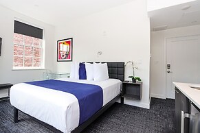 Maverick Suites at 28 Fenway