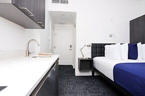 Maverick Suites at 28 Fenway