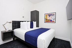 Maverick Suites at 28 Fenway