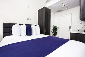 Maverick Suites at 28 Fenway