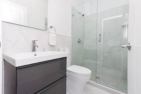 Maverick Suites at 28 Fenway