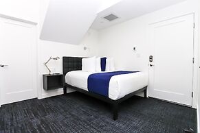 Maverick Suites at 28 Fenway