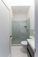 Maverick Suites at 28 Fenway