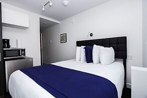 Maverick Suites at 28 Fenway