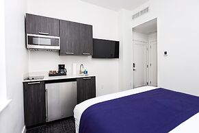 Maverick Suites at 28 Fenway