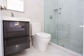 Maverick Suites at 28 Fenway