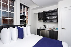 Maverick Suites at 28 Fenway