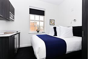 Maverick Suites at 28 Fenway