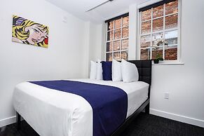 Maverick Suites at 28 Fenway