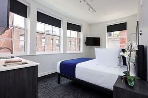 Maverick Suites at 28 Fenway