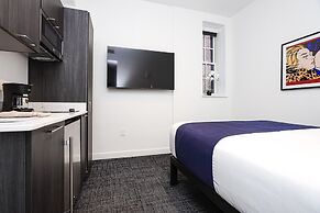 Maverick Suites at 28 Fenway