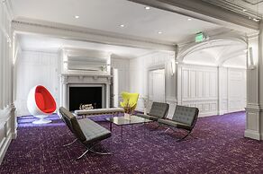 Maverick Suites at 28 Fenway