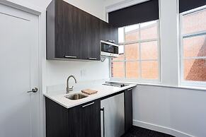 Maverick Suites at 28 Fenway