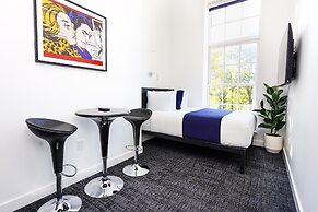 Maverick Suites at 28 Fenway