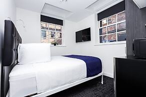 Maverick Suites at 28 Fenway