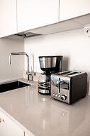 2ndhomes Modern Studio close to the Sea