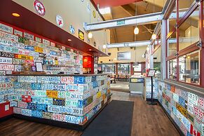 Coast Courtenay Hotel