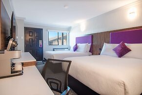 Coast Courtenay Hotel