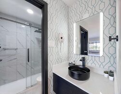 Coast Courtenay Hotel