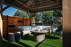 Coast Courtenay Hotel