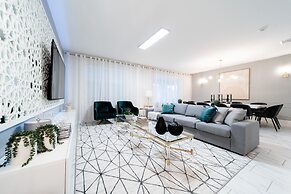 Star Wars Game Room! -private Pool -free Waterpark