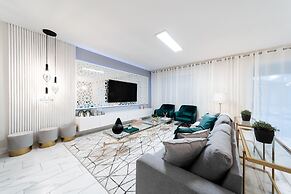 Star Wars Game Room! -private Pool -free Waterpark