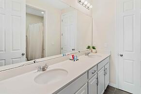 1512 Nassau Point Trail