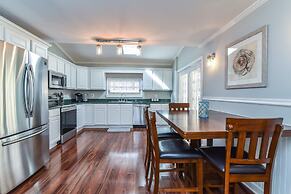 Pinners Compound- 4 BR hot tub fire pit