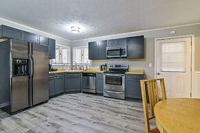 Pinners Compound- 4 BR hot tub fire pit