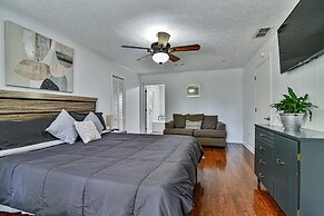 Pinners Compound- 4 BR hot tub fire pit