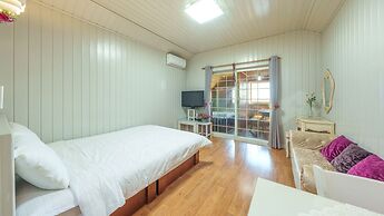 Ganghwado Dongmag Spa Pension