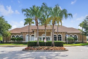 1287yc - West Haven Gated Community 6 Bedroom Home by RedAwning