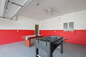 1287yc - West Haven Gated Community 6 Bedroom Home by RedAwning