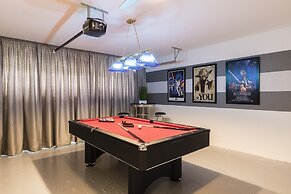 1516mb- The Retreat At Championsgate 6 Bedroom Home by RedAwning