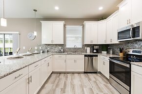 1516mb- The Retreat At Championsgate 6 Bedroom Home by RedAwning