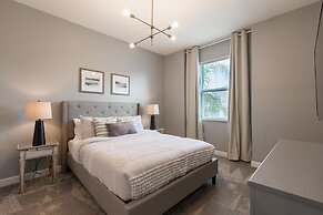 840dsd-the Retreat At Championsgate 7 Bedroom Home by RedAwning