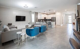 840dsd-the Retreat At Championsgate 7 Bedroom Home by RedAwning