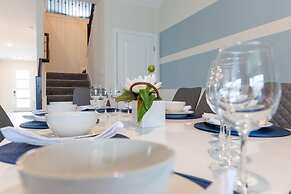 820dsd - The Retreat At Championsgate 7 Bedroom Home by RedAwning