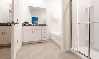 7572oml-solterra Resort 7 Bedroom Home by RedAwning