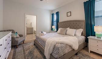 7547oml-solterra Resort 6 Bedroom Home by RedAwning