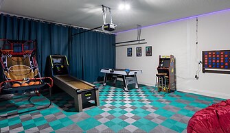 7547oml-solterra Resort 6 Bedroom Home by RedAwning