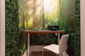 7547oml-solterra Resort 6 Bedroom Home by RedAwning