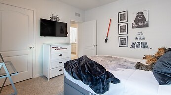 7547oml-solterra Resort 6 Bedroom Home by RedAwning