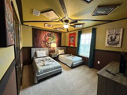 2127lc- Windsor Island 10 Bedroom Home by RedAwning